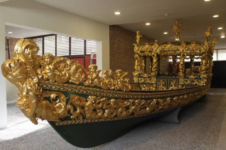 Restauración de las embarcaciones del Museo de Falúas Reales de Aranjuez (Madrid)